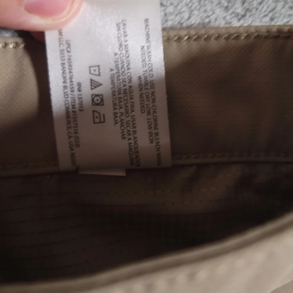 Banana Republic brand banana